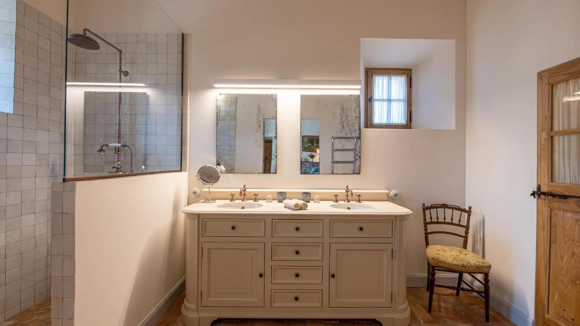 La Bastide Bed & Breakfast Oppede 0*,