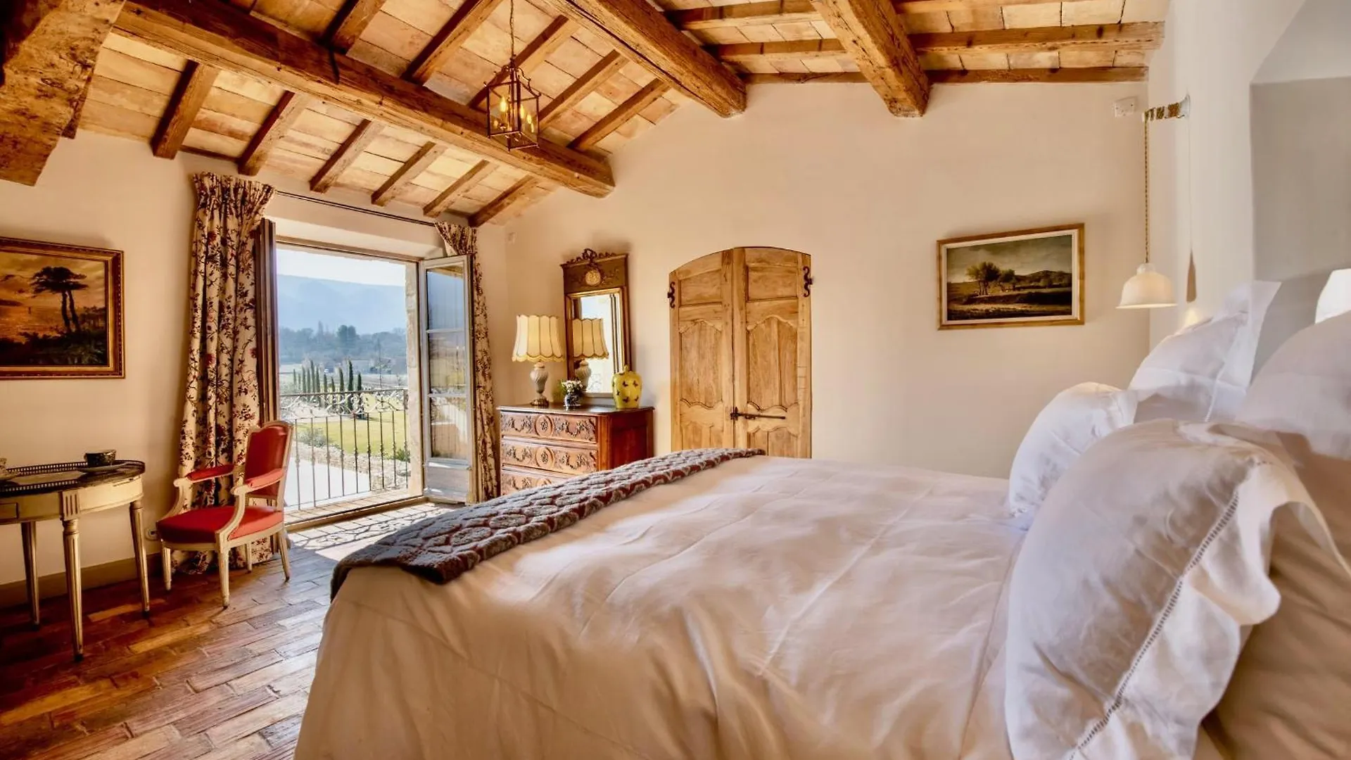 La Bastide Bed & Breakfast Oppede 0*,